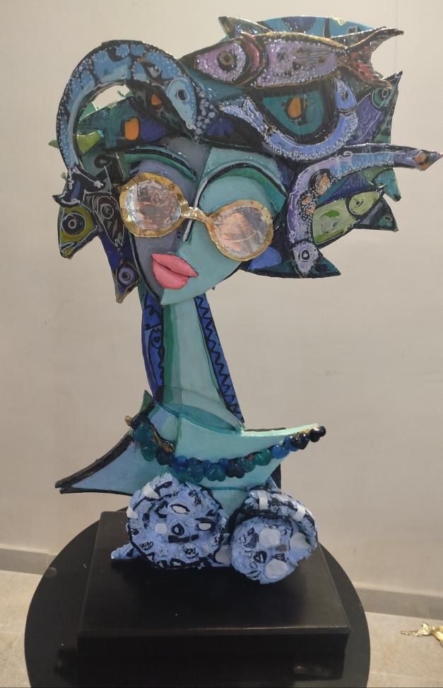 Retour sur l'exposition marquante "Des Femmes et des Chats" d'Amin Chaouali (juillet 2020, Galerie Saladin). Analyse critique de la mutation créative de l'artiste tunisien.