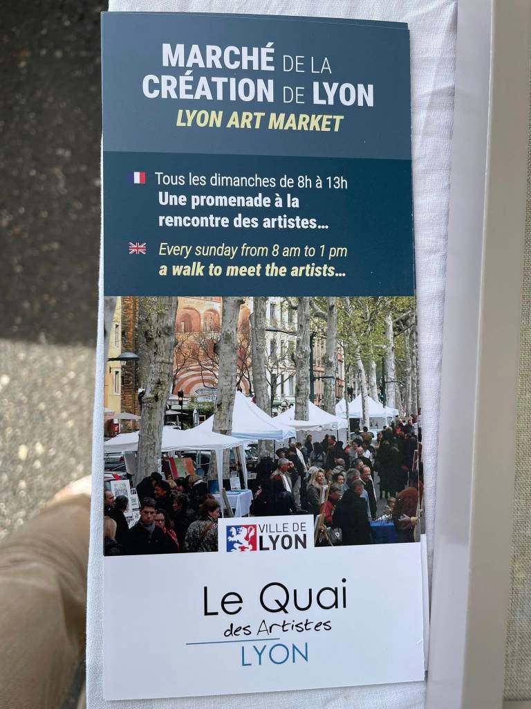 Découvrez Bétina Broussaud, sculptrice française du bois flotté : œuvres animalières puissantes, art éco-responsable et univers entre nature et métal.