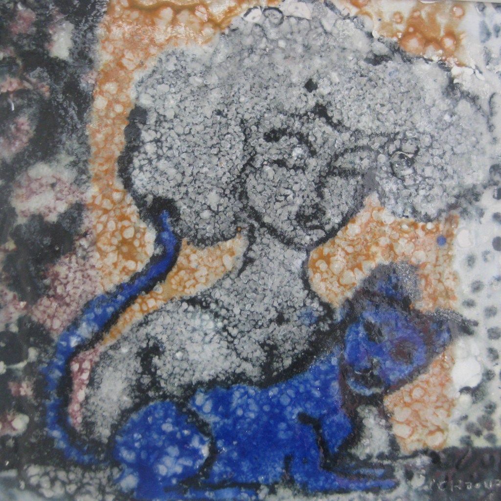 Retour sur l'exposition marquante "Des Femmes et des Chats" d'Amin Chaouali (juillet 2020, Galerie Saladin). Analyse critique de la mutation créative de l'artiste tunisien.