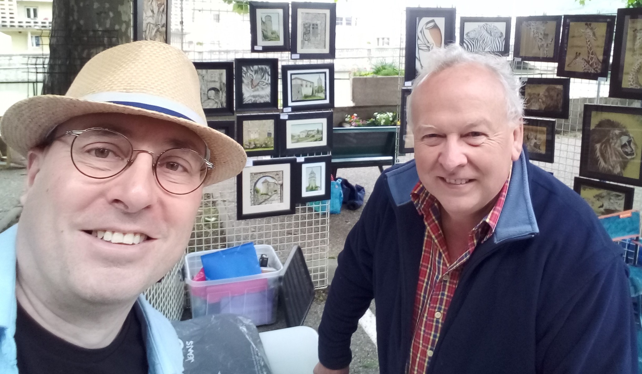 Jean-Baptiste Mesona avec Gérard Robin lors d’une exposition